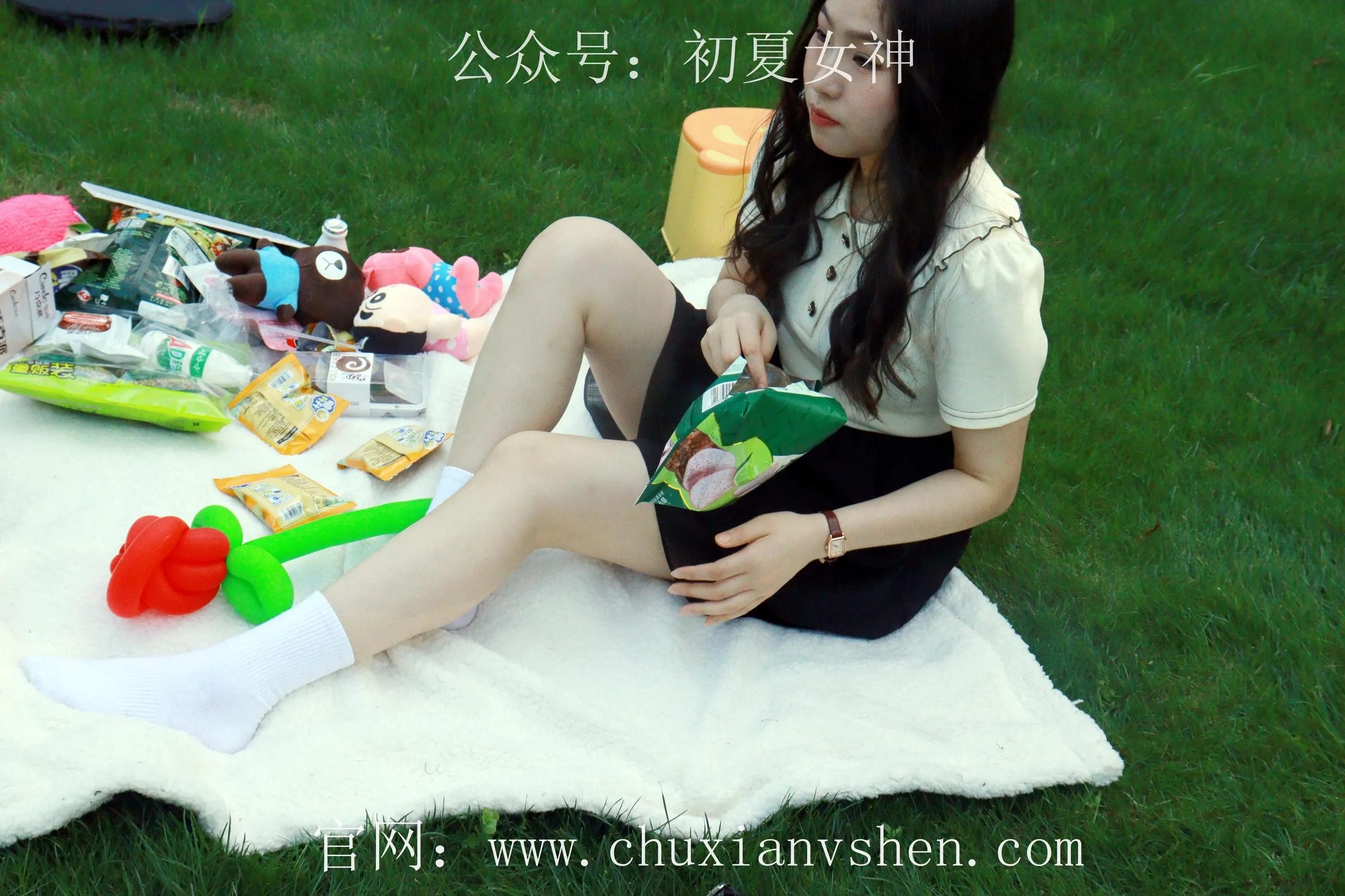 初夏女神 NO.059 水吉 爱心约会 [113P]插图3